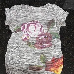 Maternity shirts bundle- medium